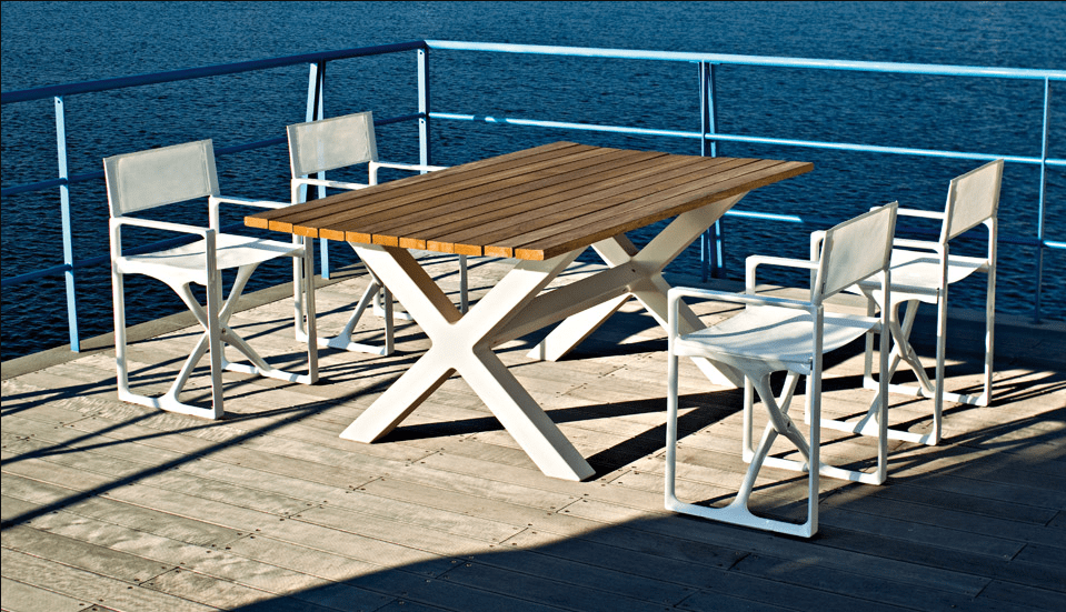 Banquete Outdoor Table by Serralunga Furniture Tables